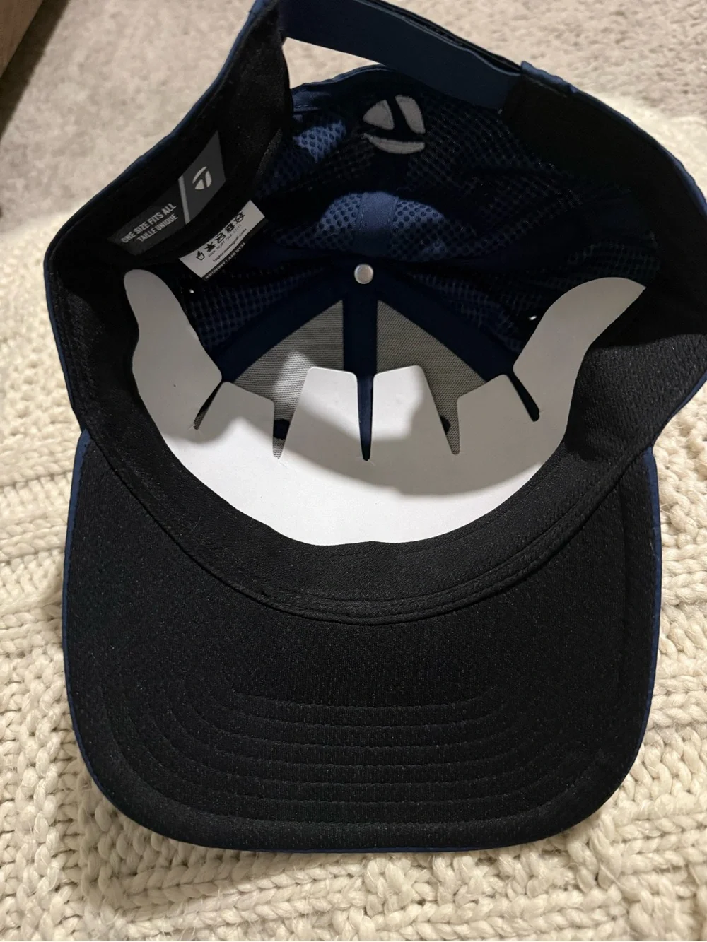 SOLD NWT TaylorMade Qi35 TP5 Navy Performance Golf Hat brand new